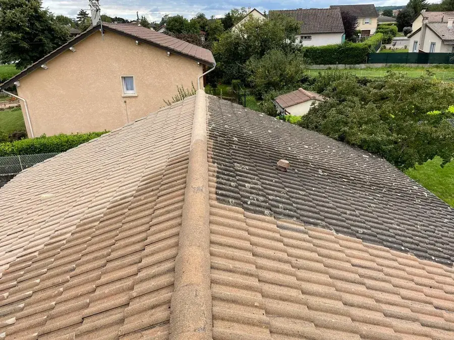 Démoussage — avant / après — Bresse Couverture, Pont-de-Vaux et alentours