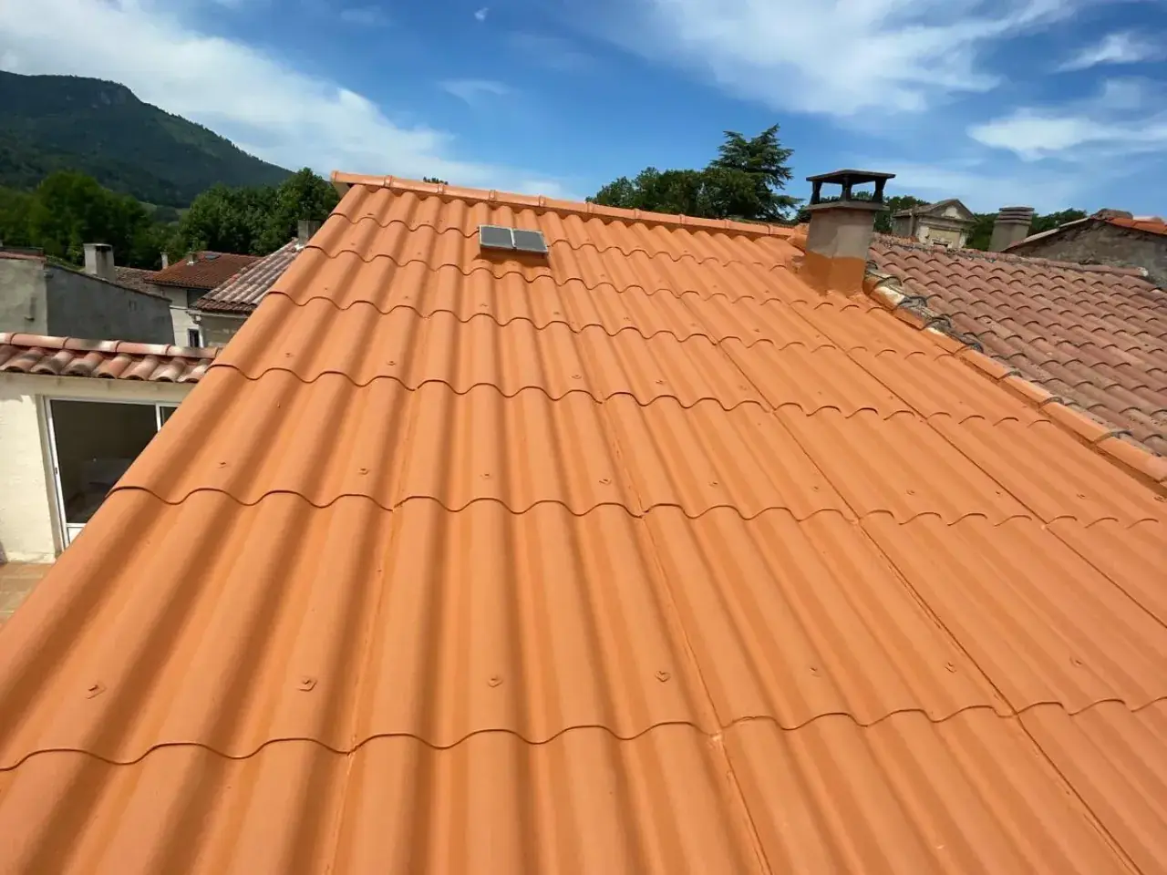 Toiture neuve en tuiles mécaniques — Bresse Couverture, Pont-de-Vaux et alentours